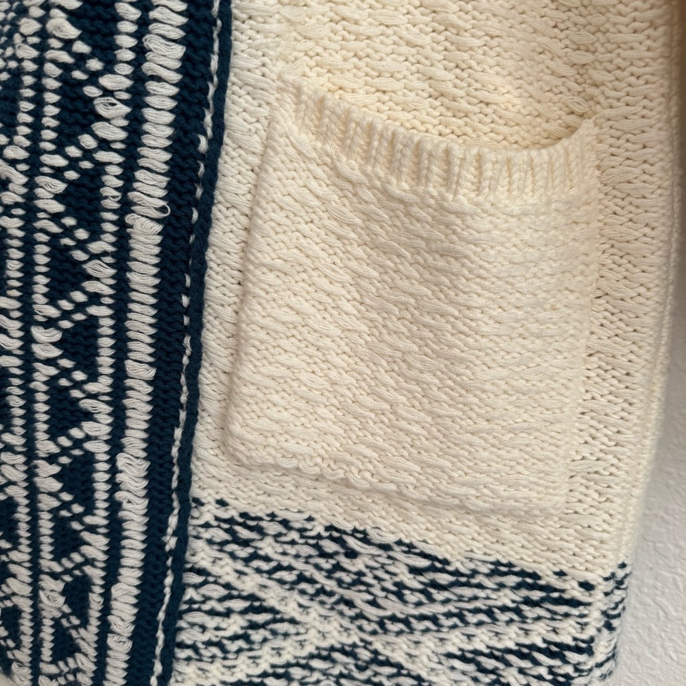 Faherty Rowan Cardigan - Picture 10 of 16